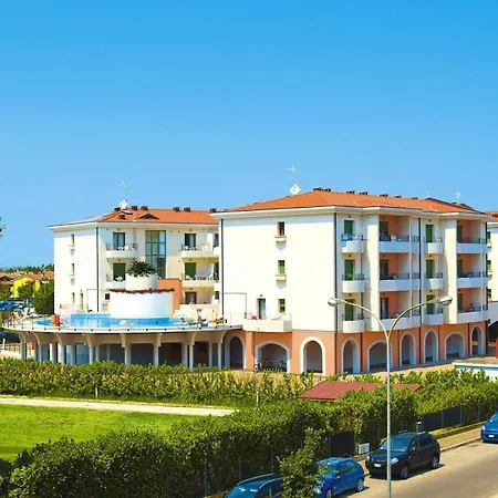In With Parking Space Caorle